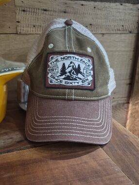 The North Face Mudder Trucker Men's Women's Hat Distressed